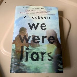 2/$20! We Were Liars novel by E.Lockhart hardcover